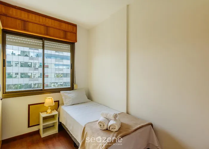 Apto 2 Quartos C/ Churrasq. E Garagem Roy0401 Apartamento