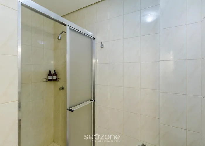 Apartamento Apto 2 Quartos C/ Churrasq. E Garagem Roy0401